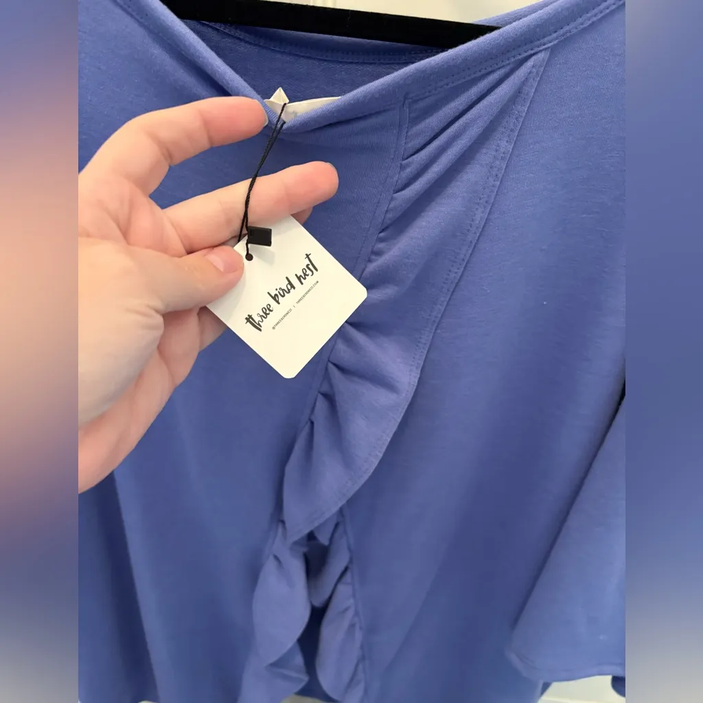 Three Bird Nest Must Have Ruffle Open Back Tee in Periwinkle Size XL NWT Blue - Image 3