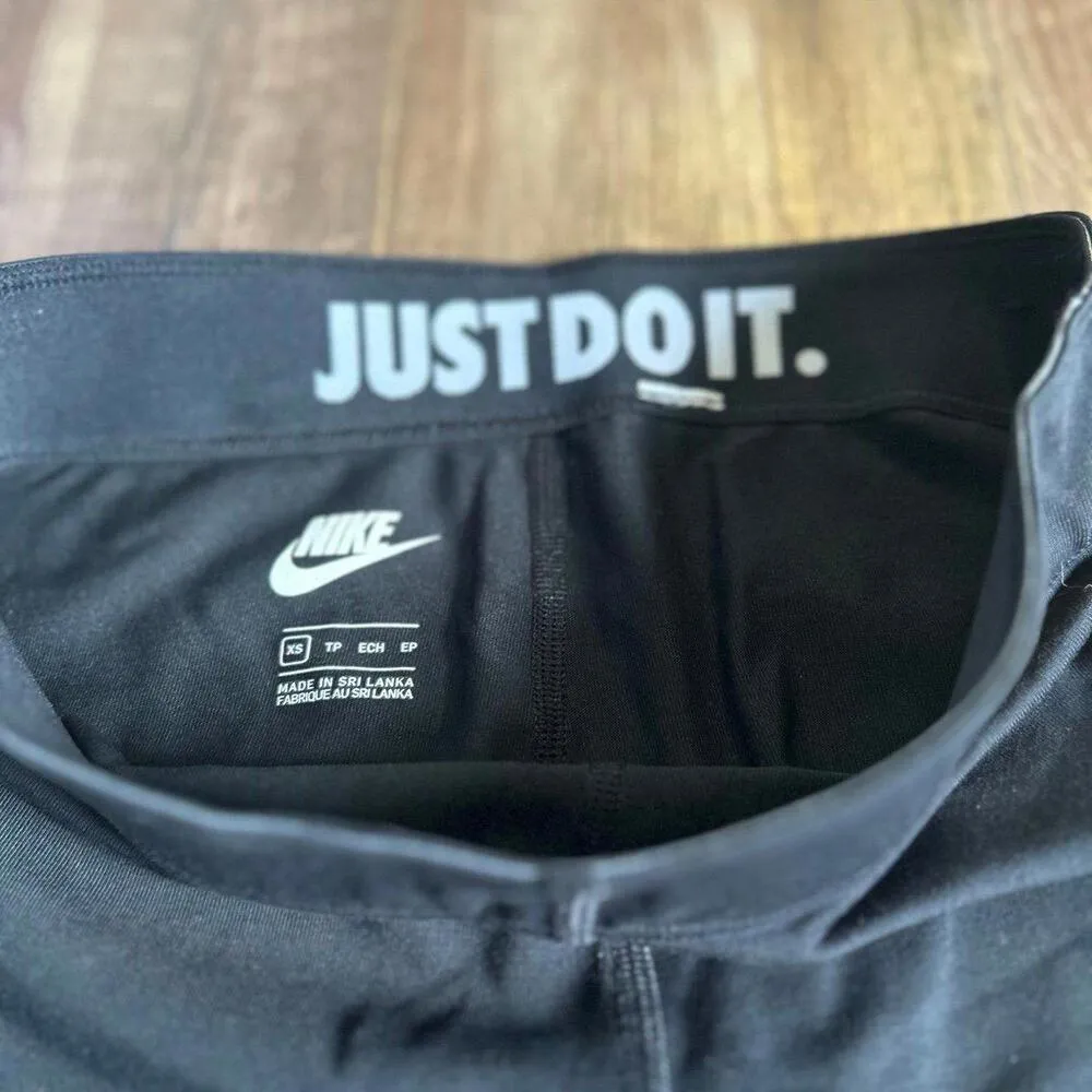 Nike Black Leggings with Gold Logo - Image 4