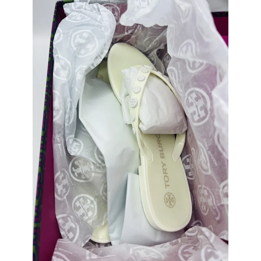 Tory Burch Women’s Ivory Studded Jelly Flip Flops Sandal Sz. 6 New in box - Image 5