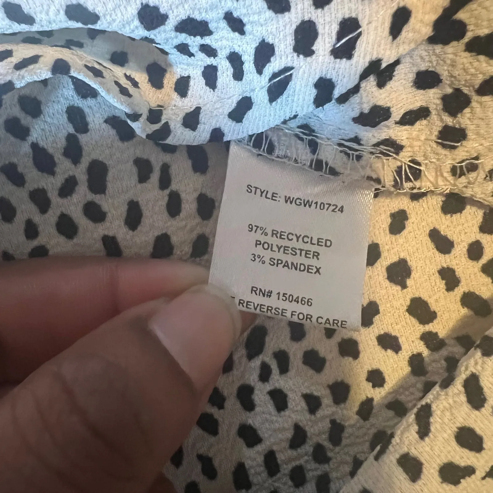 41 Hawthorn Women's Size L Dalmatian Print V Neck 3/4 Sleeve Blouse Top White Size L - Image 3