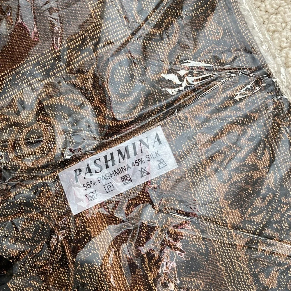 NEW Pashmina Scarf Wrap Tassles Black Brown 55% Pashmina 45% Silk SEALED - Image 2