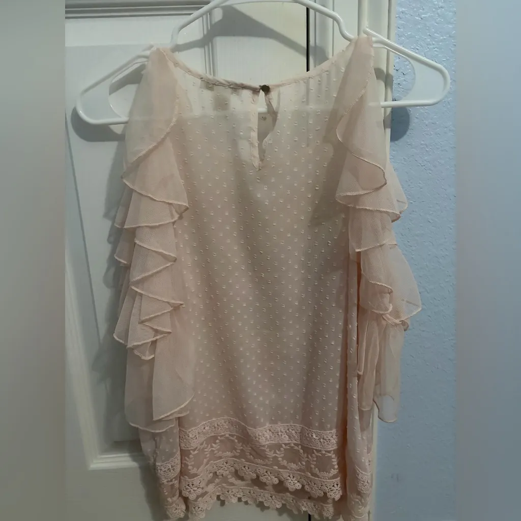 Forever 21 Blush Lace Ruffle Blouse - Image 3