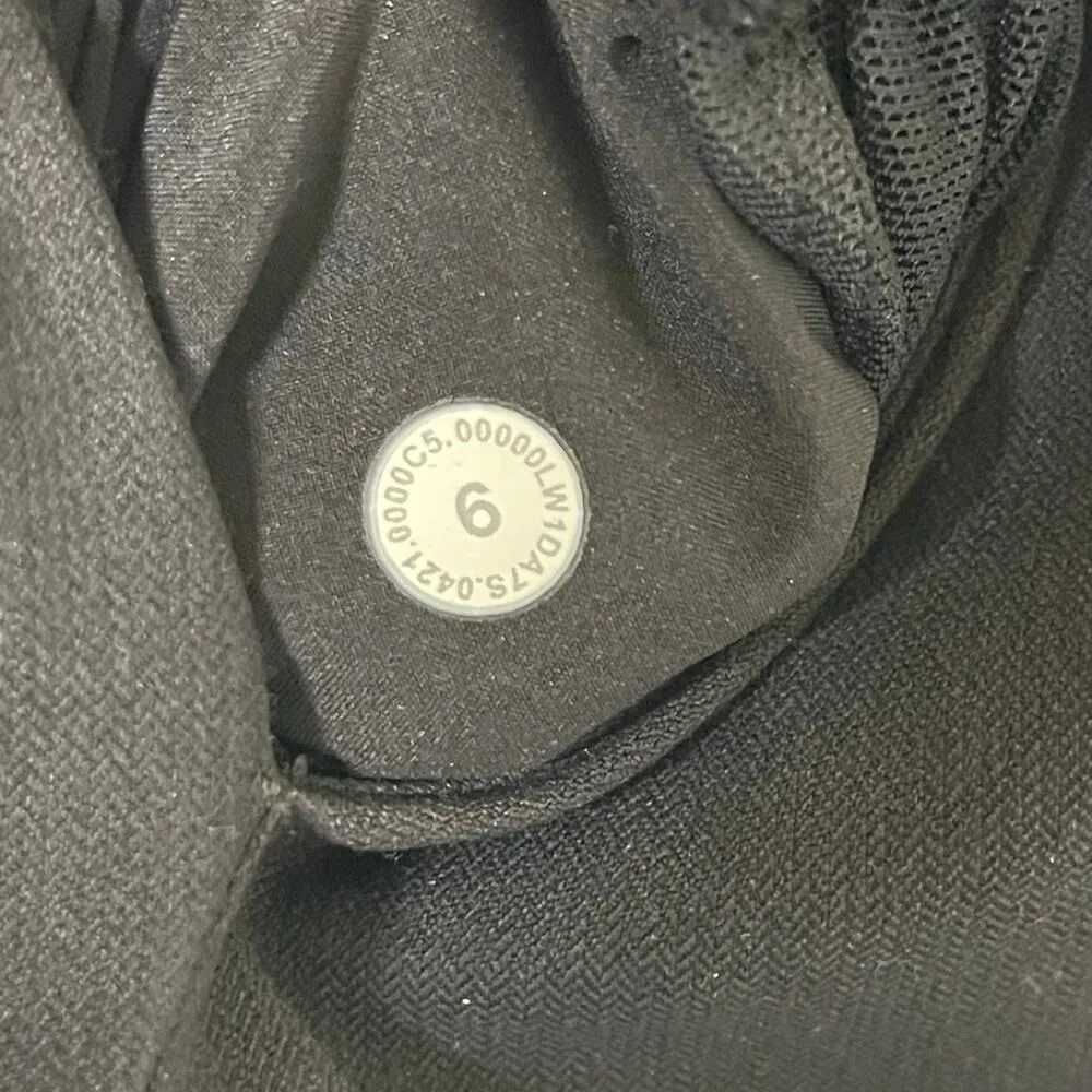 Lululemon Lab Euro Wool Blend V neck Long Sleeve Jumpsuit in Black sz 6 - Image 3