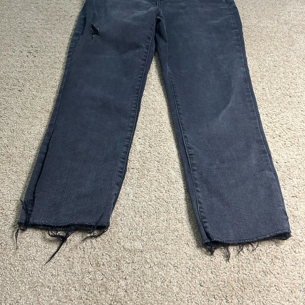 Time & Tru Size 6 High Rise Straight Crop Jeans - Image 2