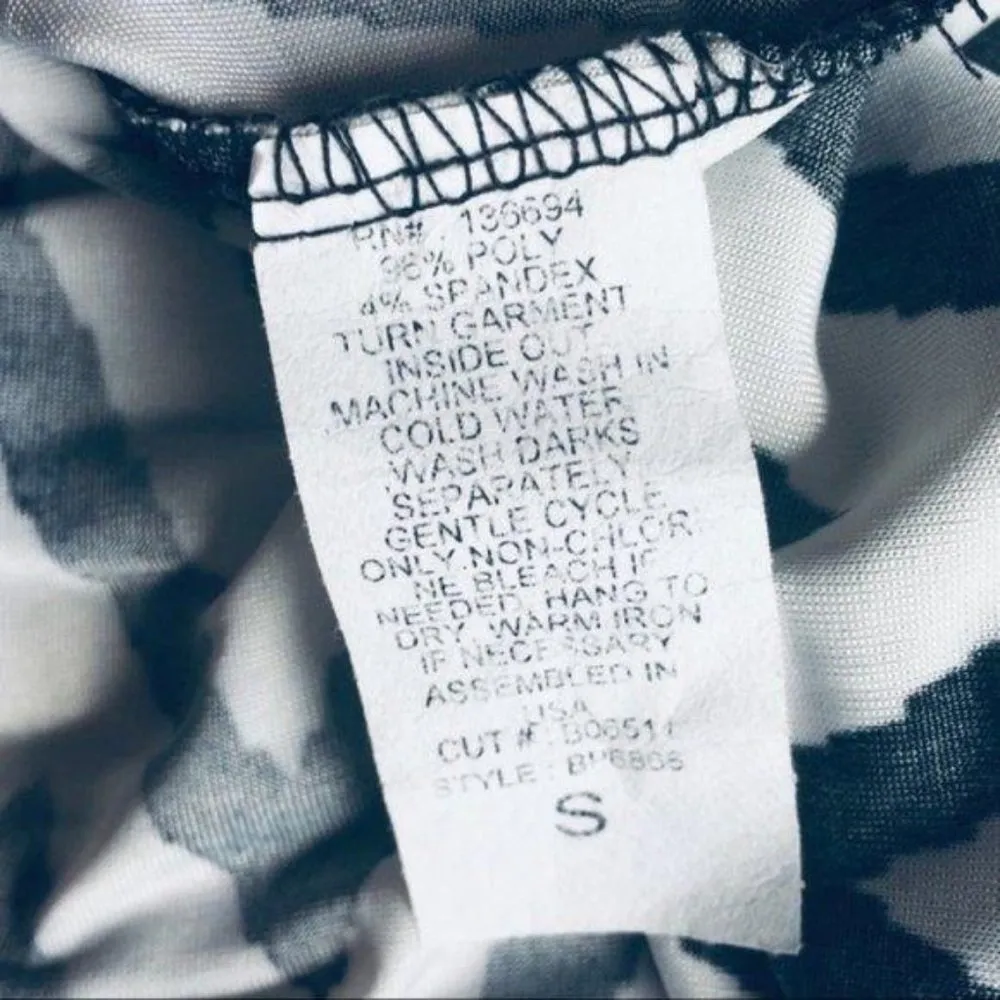 Blu Planet sleeveless blouse black white chevron mesh lightweight casual top S - Image 3