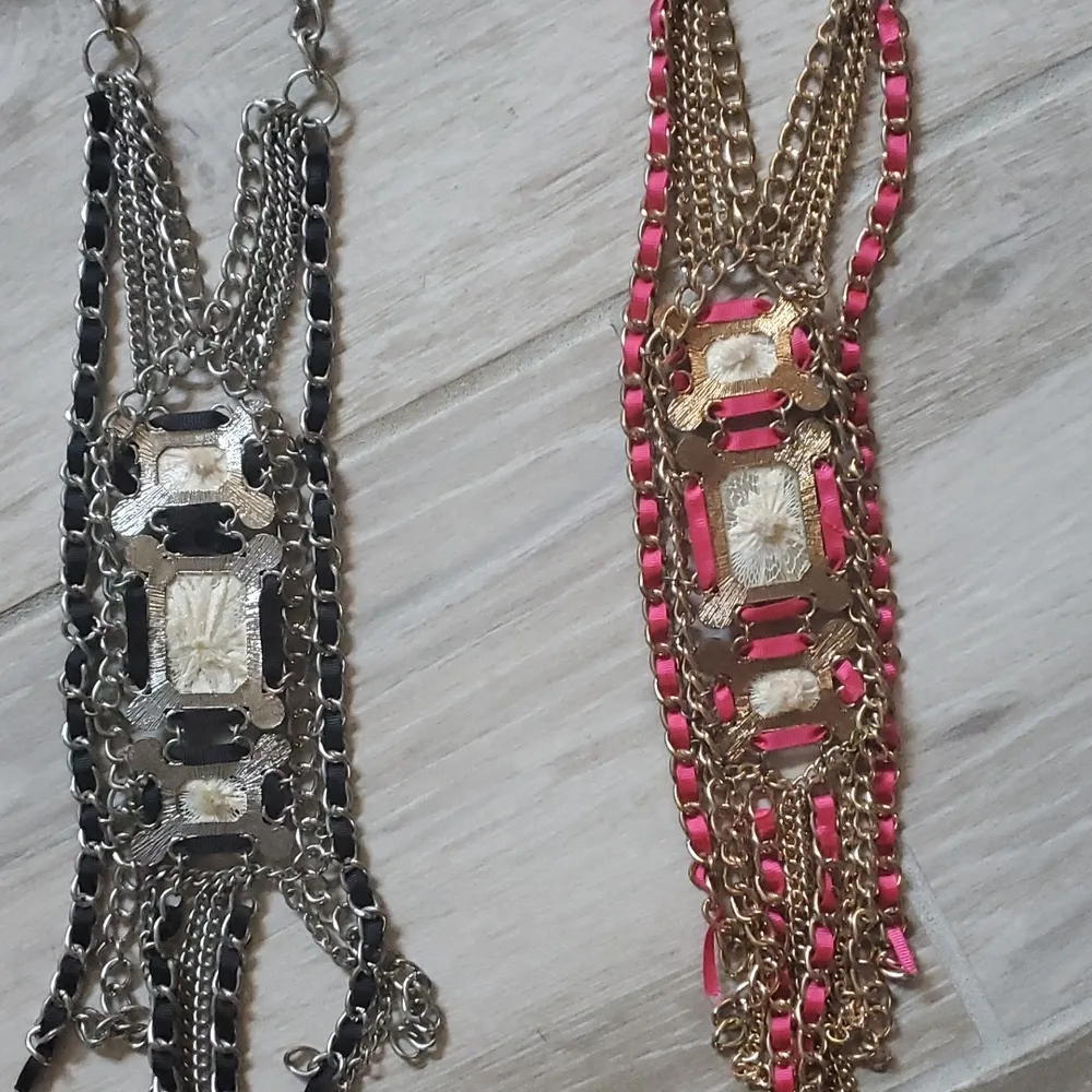 SET of 2 Ribbon and Chain Statement Necklaces - Image 4
