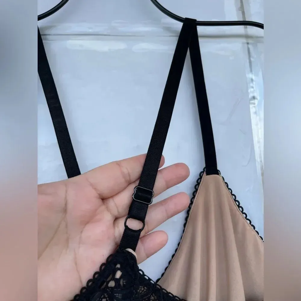 For love and lemons Lace overlay dress size large - Image 12