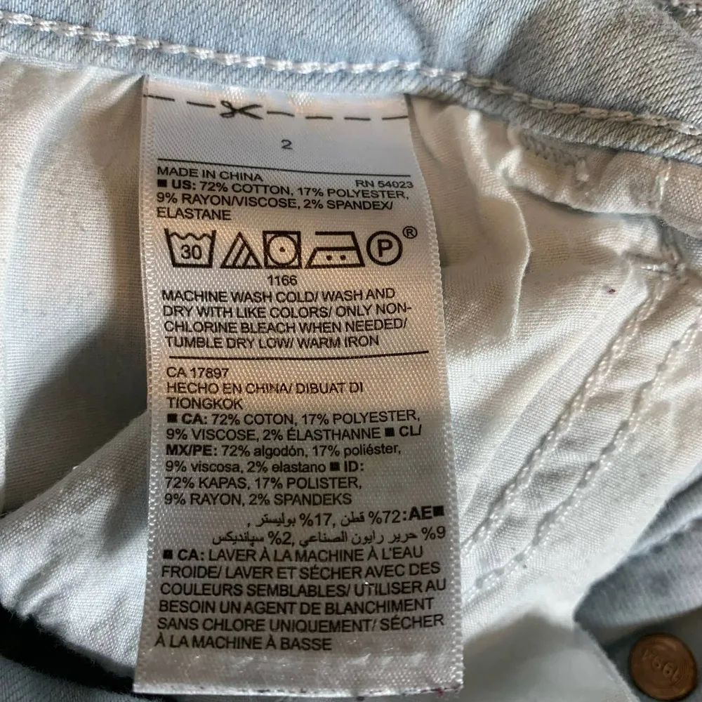 Old Navy Jeans Womens 2 Rockstar Mid-Rise Light Wash‎ Distressed Holes - Image 7