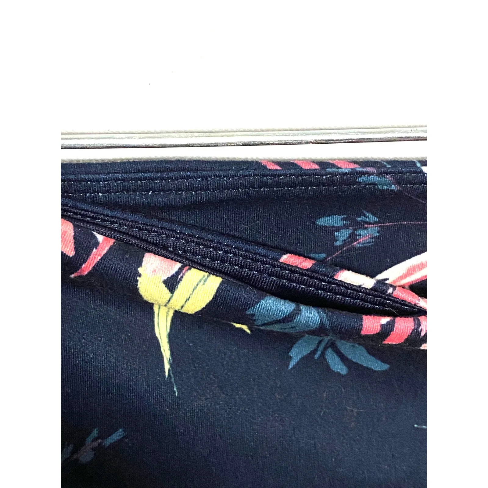 JoyLab Capri Pull On Leggings Womens S Tropical Athleisure Gym Training Athletic - Image 5