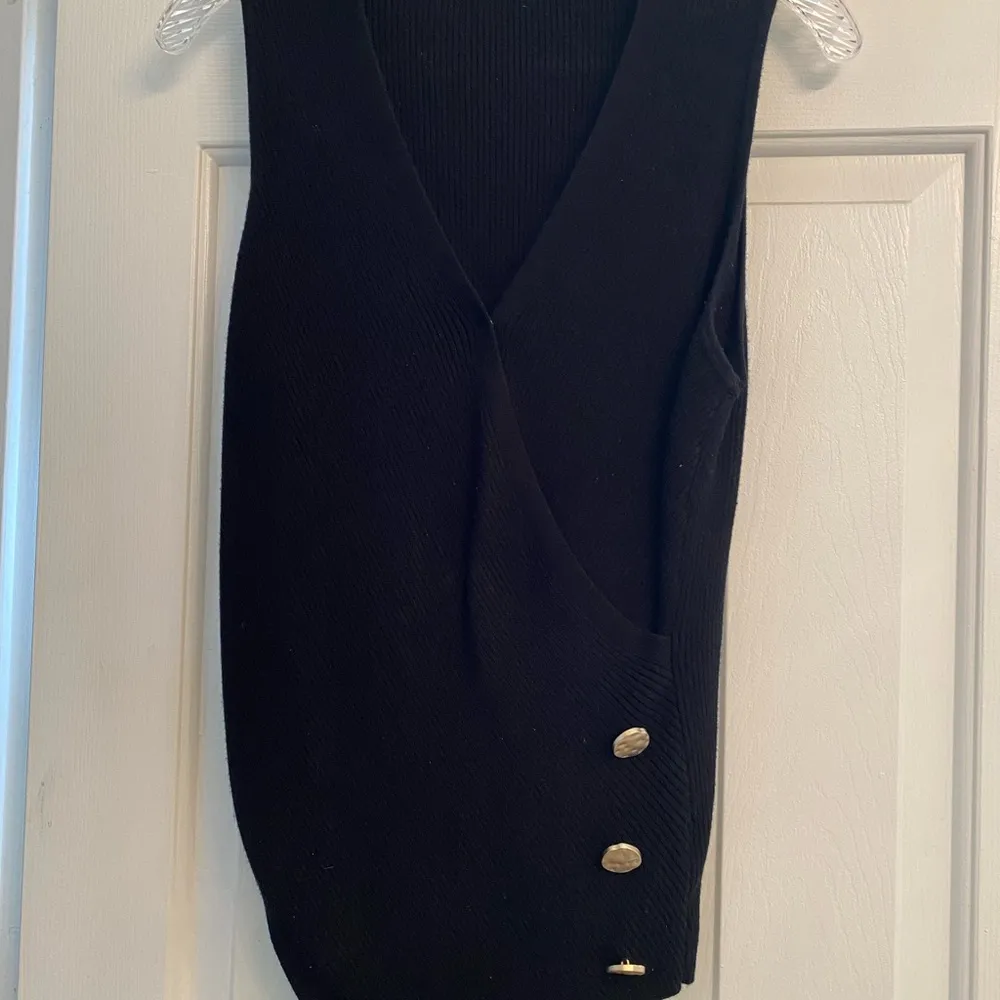 Milly cross front sweater vest Black M - Image 8