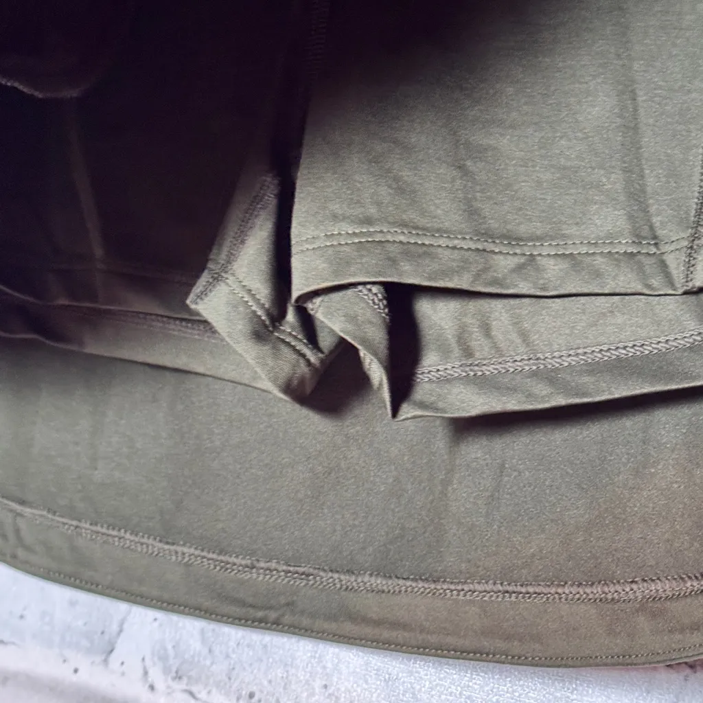 All in Motion Olive Skort with pockets size large‎ - Image 3