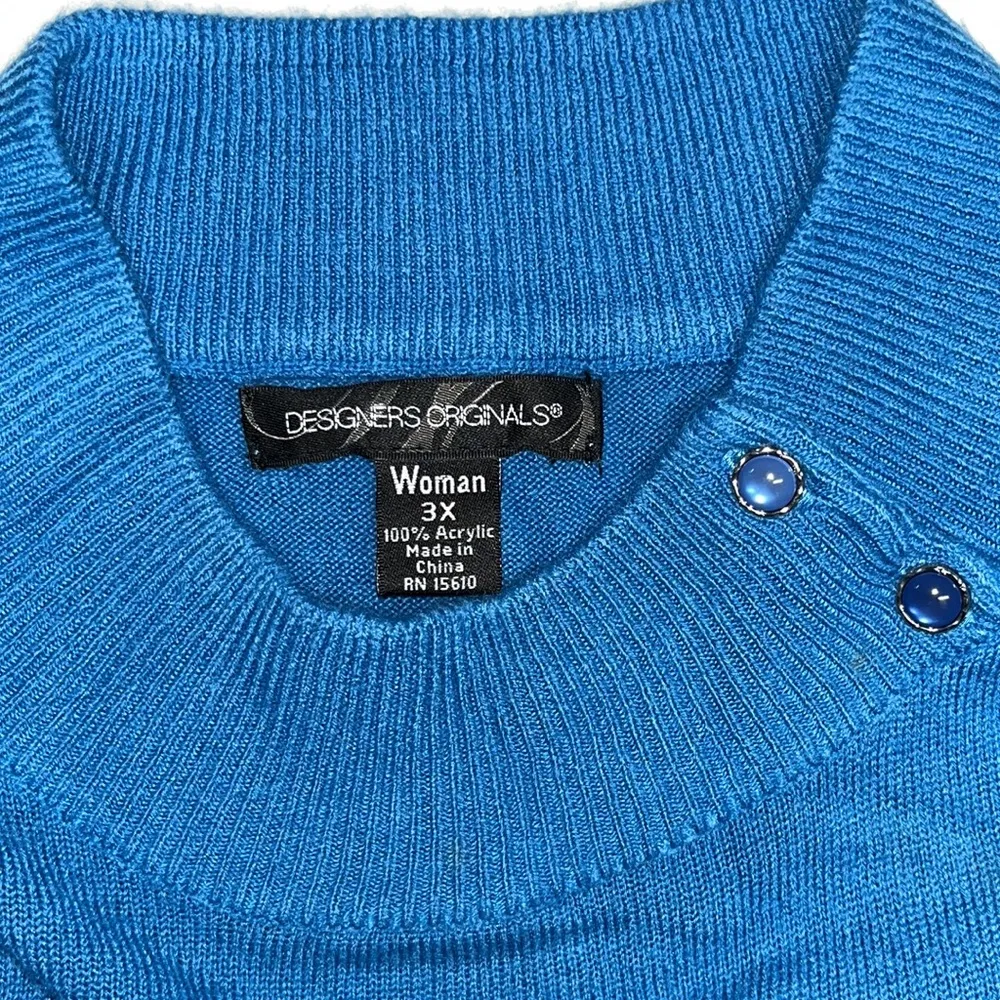Designers Originals Woman Size 3X Blue Mock Neck with Pearl Buttons Sweater Top - Image 5