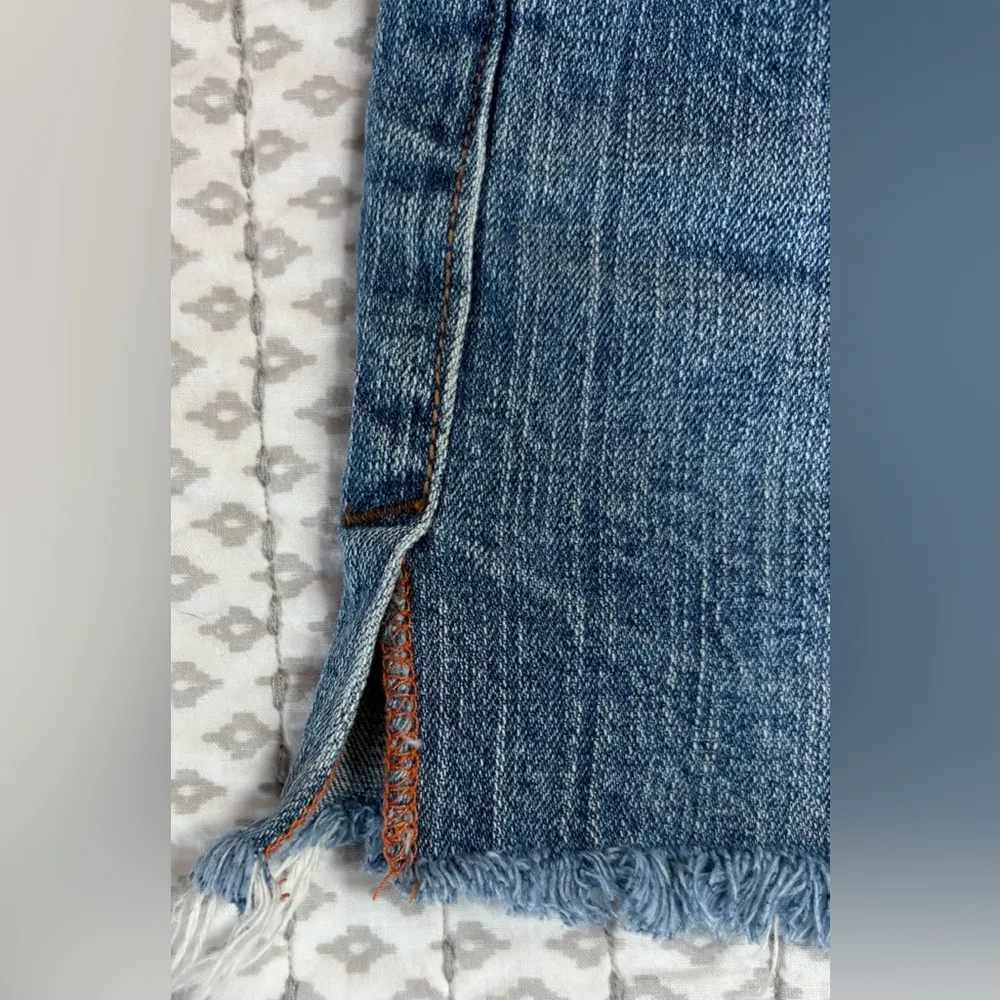 Bongo Distressed Blue‎ Denim Shorts Size 15 Good Condition - Image 3