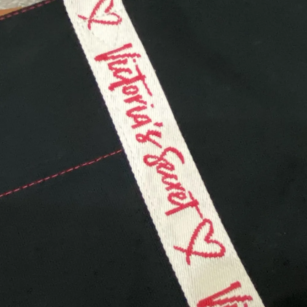 VICTORIA’S SECRET Black Canvas Contrast Logo Strap Tote Bag - Image 10