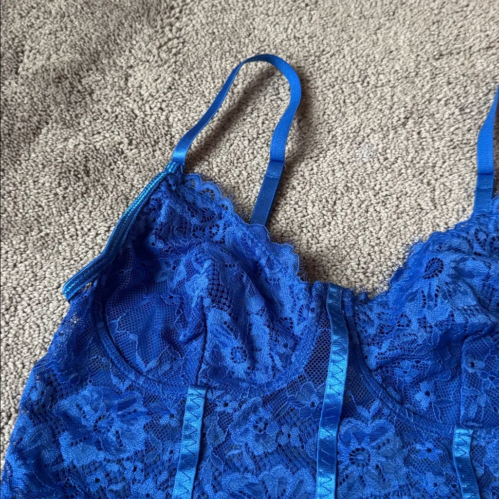 Shein Blue Lace Bralette SIZE M - Image 2