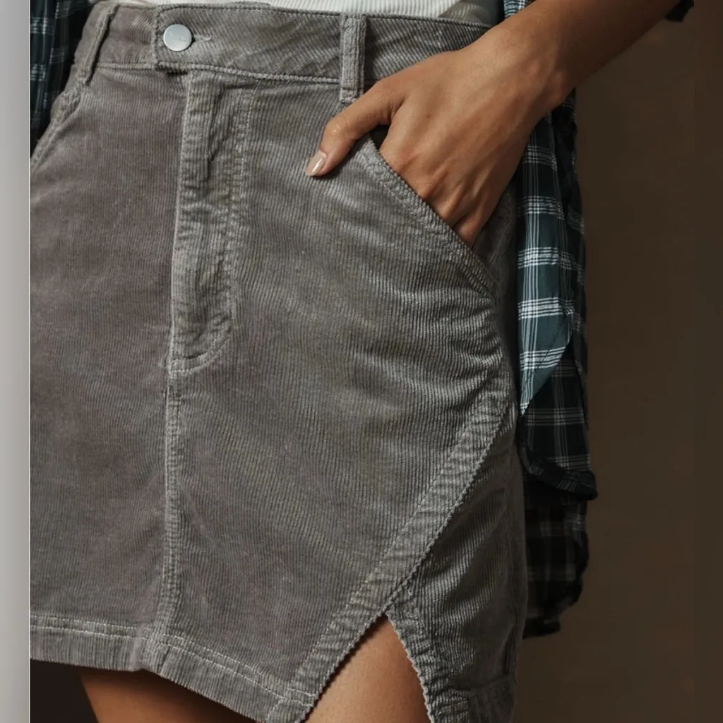 Pilcro Gray Corduroy Mini Skirt - size 10 - Image 2