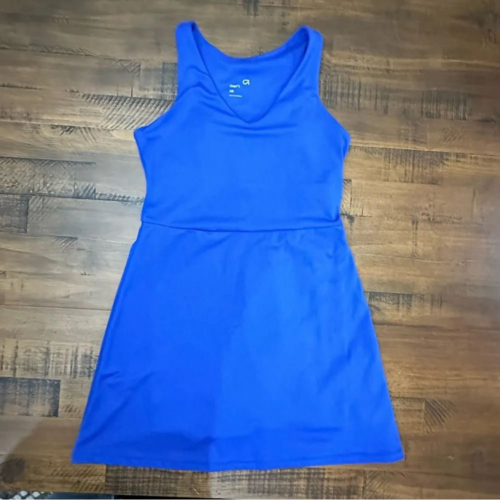 Gap fit Women’s Active Tank Blue Dress Workout Shorts XS - Image 3