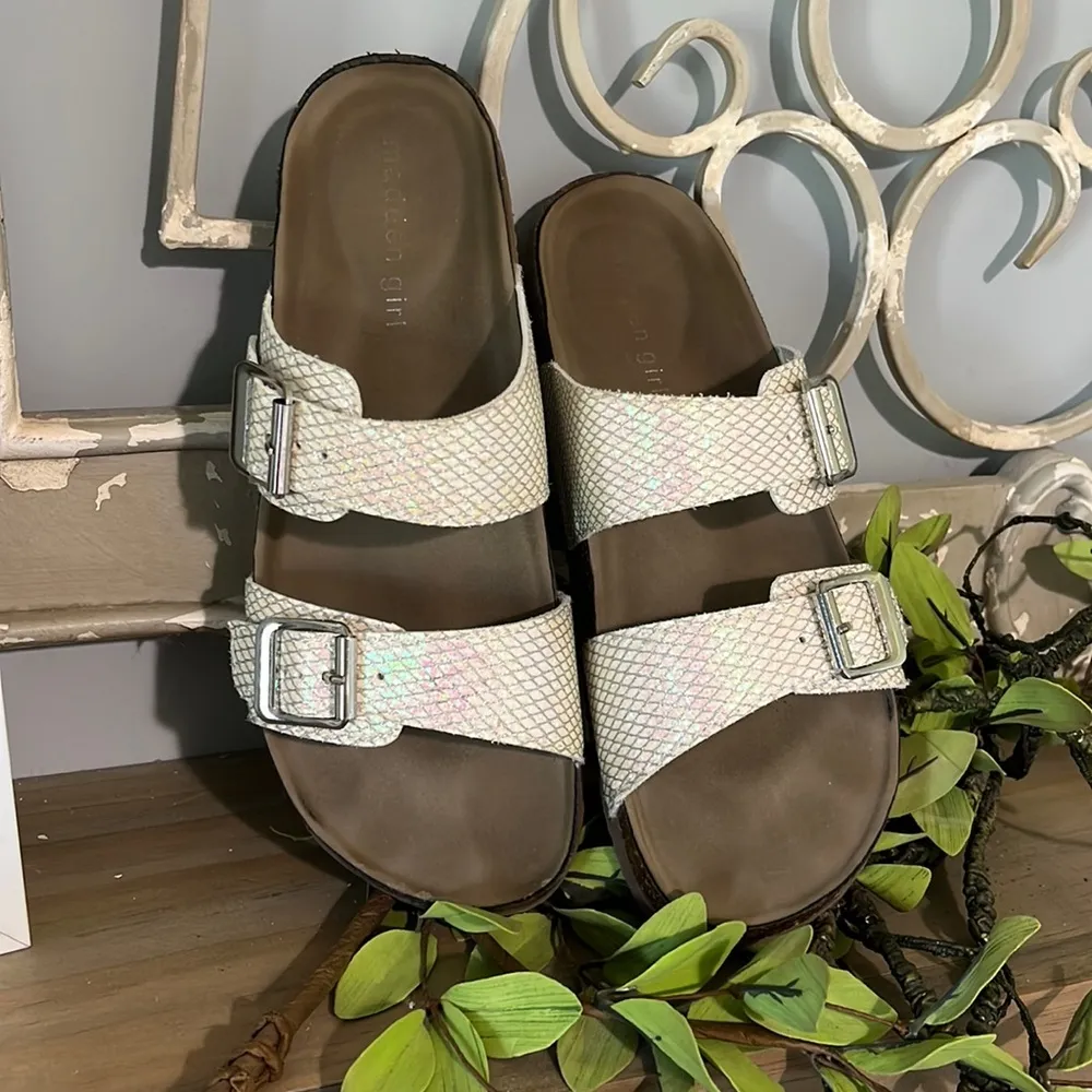 Madden Girl Sandals Double Strap Buckle Off White Shimmery Silver Slides Comfy - Image 3