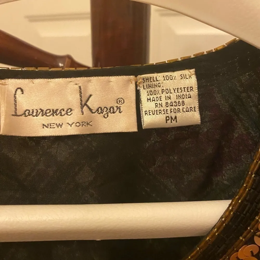 VINTAGE 70’S/80’S LAURENCE KAZAR SEQUIN AND BEADED BLAZER SIZE PM.  CAN FIT A L - Image 3