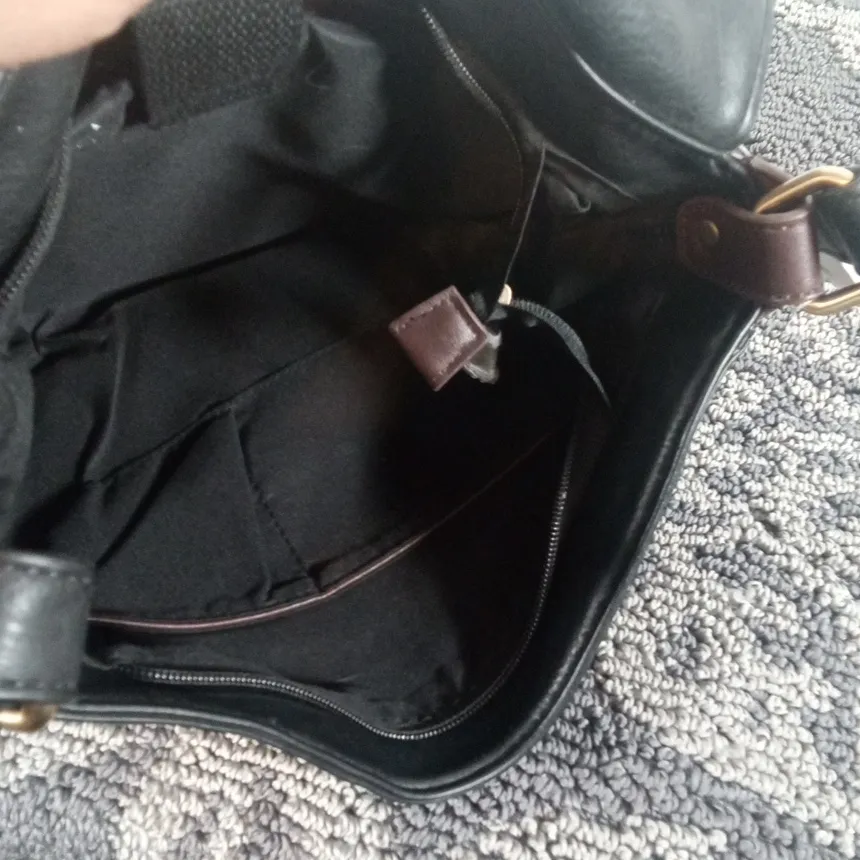 Republic Womens Vegan Leather Messanger Laptop Bag Womens Black - Image 7