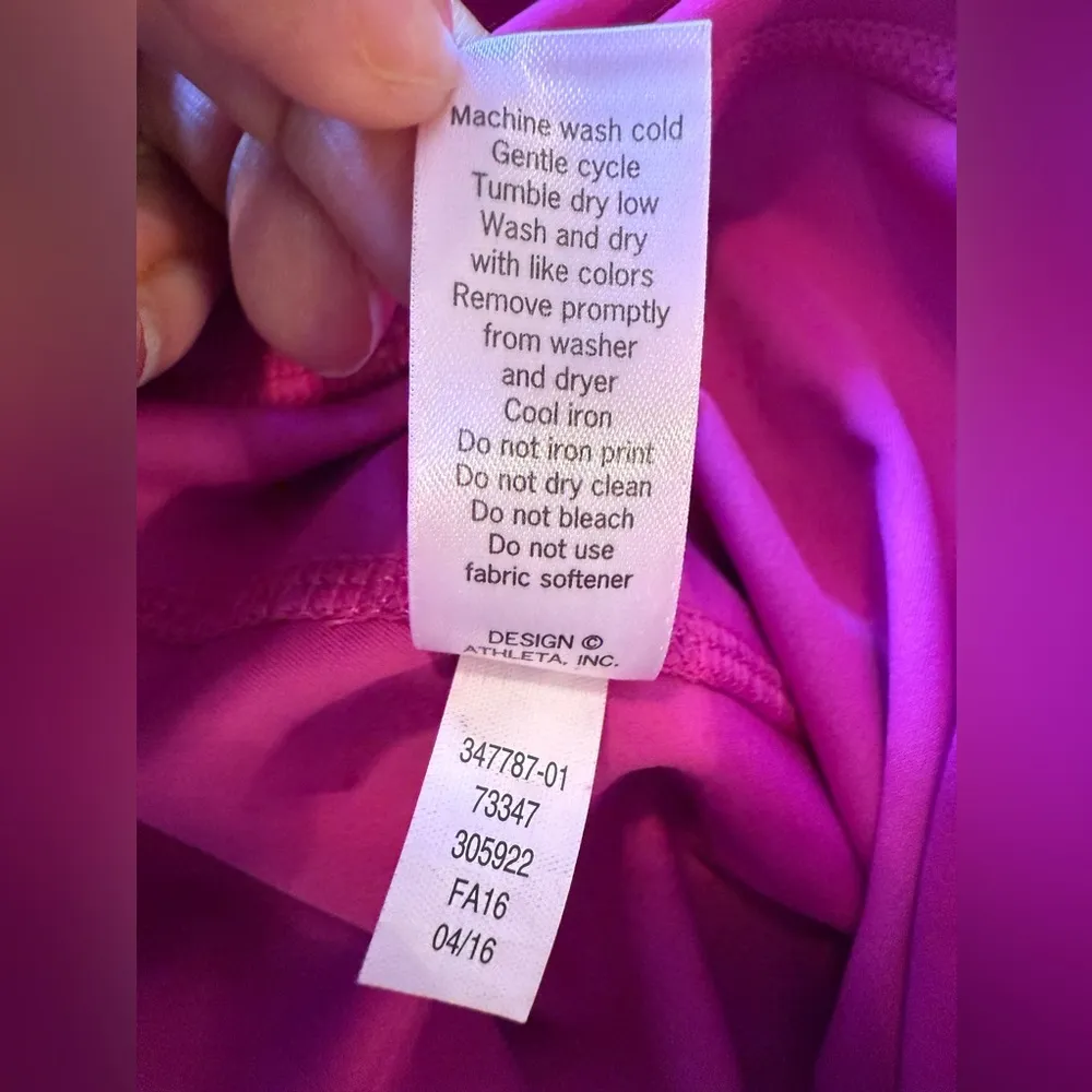 Athleta Womens Dobby Be Free Knicker Capri Leggings 54023 hot Pink Stretch M - Image 12