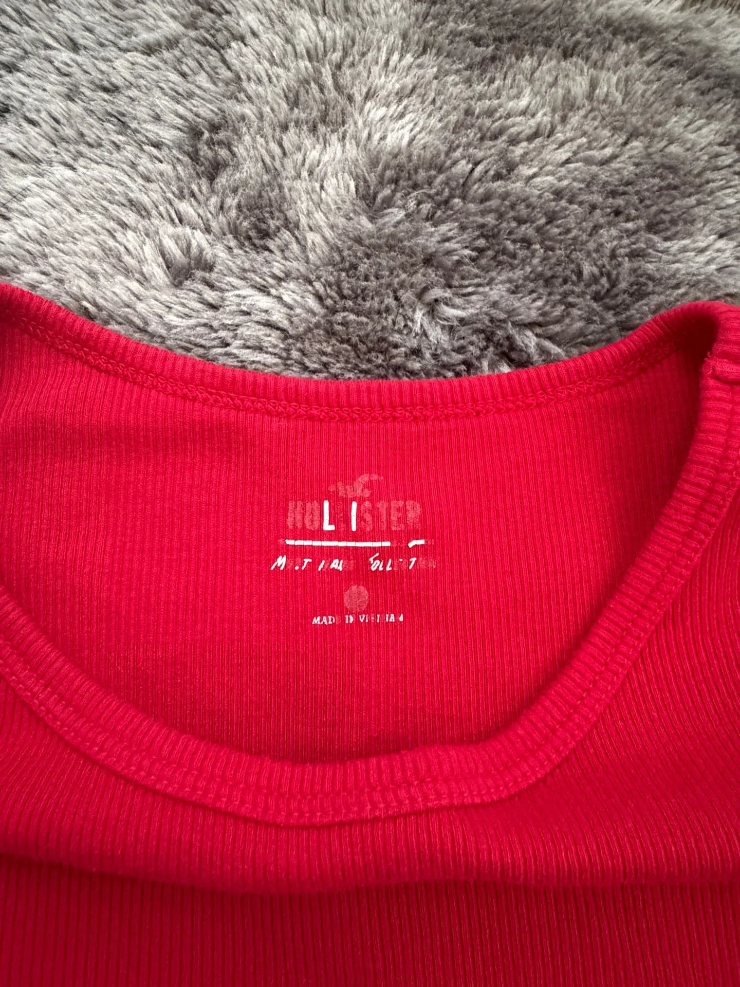 Holster Dragon Red Lettuce Longsleeve  - Image 5