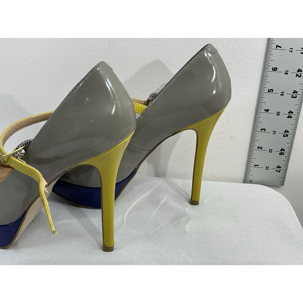 Woman Steve Madden Tiger Platform Pumps 8.5 Multicolor Stiletto Heel Ankle Strap - Image 4