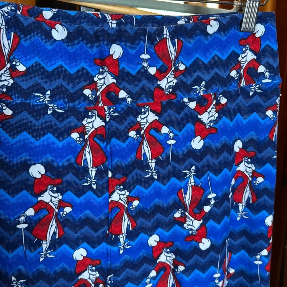 NEW Lularoe TC Tall & Curvy Disney Peter Pan Hook Villains Leggings Size 12-18 - Image 2