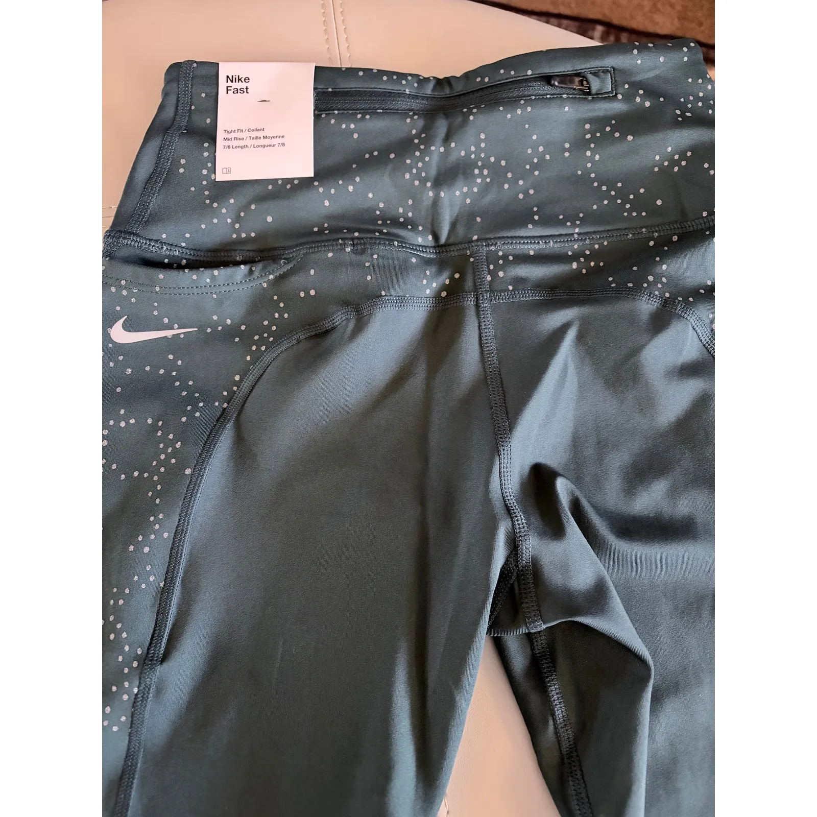 Nike Dri-FIT Mid-rise Green Reflective Constellation Leggings size XS NEW - Image 5