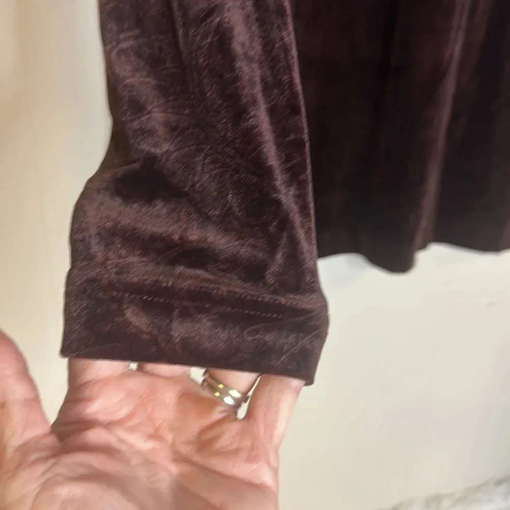 Dana Buckman Crushed Velvet Top Deep Merlot Size M - Image 3