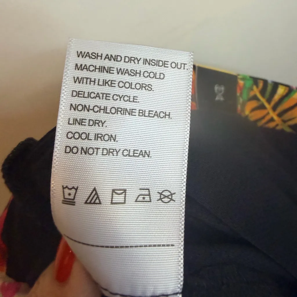 Rafaella  Skort Functional Pockets, Size M Tropical Print NWT! - Image 13