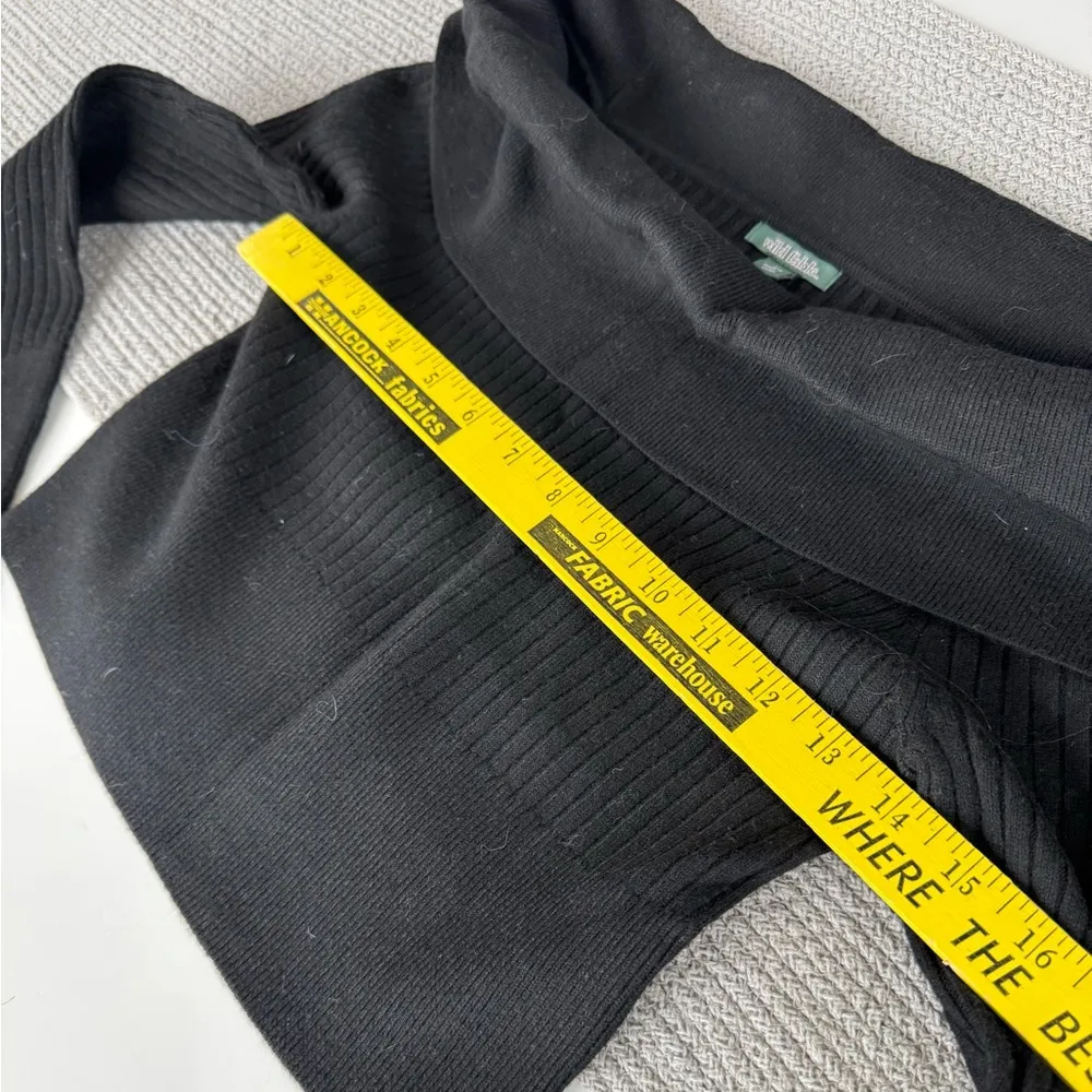 Wild Fable Black Ribbed Off the Shoulder Cropped Sweater Size Medium - Image 6