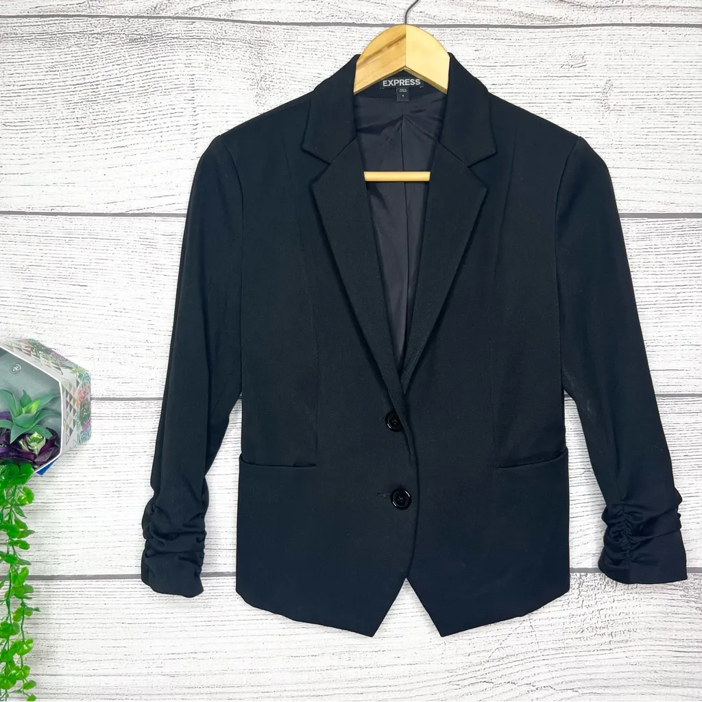 Express Black Ruched Sleeve Cropped Blazer Suit Jacket Size 6 Small - Image 7