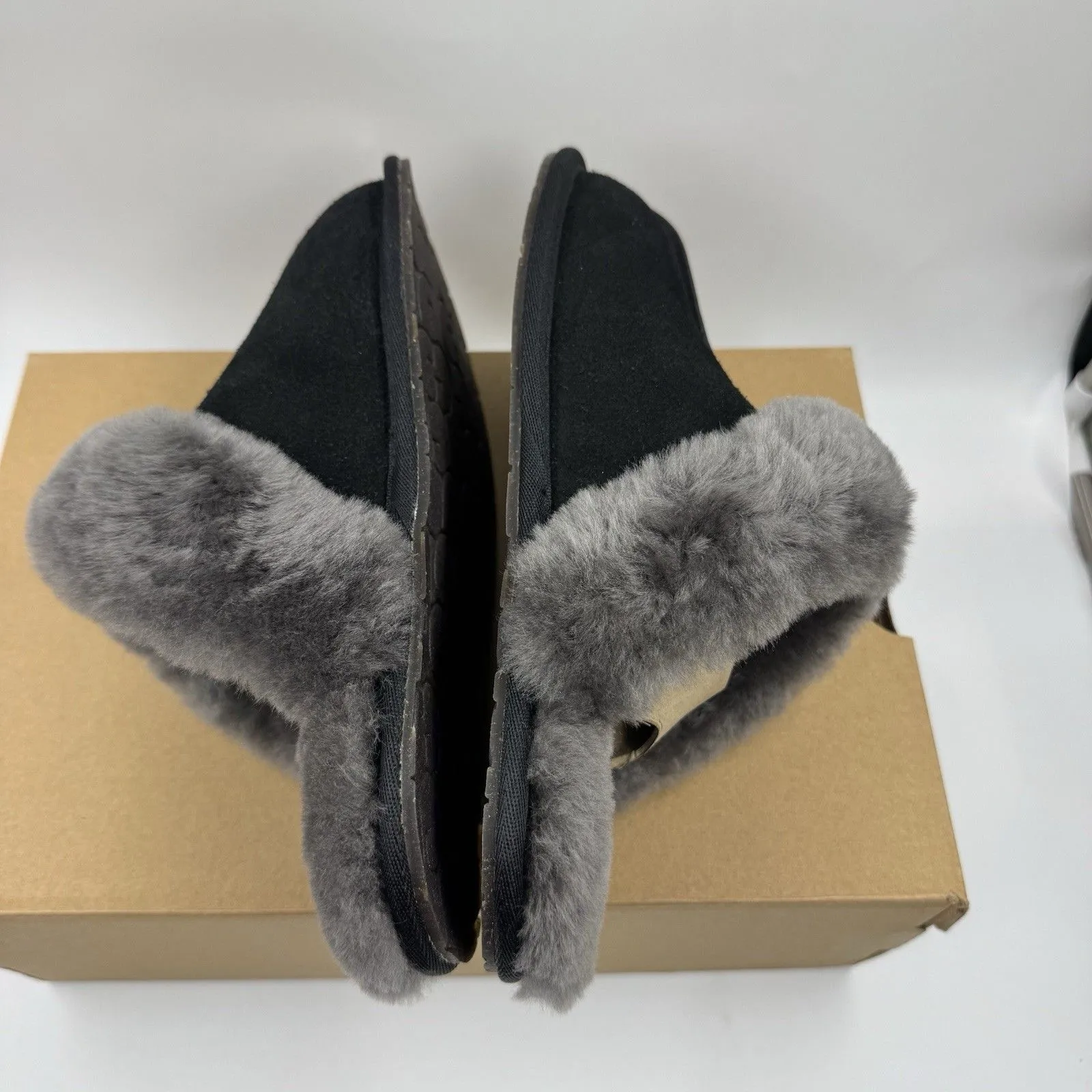 Ugg Australia Women’s Scuffette II Slippers Suede Black/Grey Size 7 New With Box - Image 11