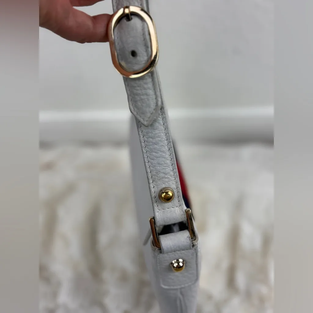 Gucci White Shoulder Bag with Red and Black Stripe - Image 6