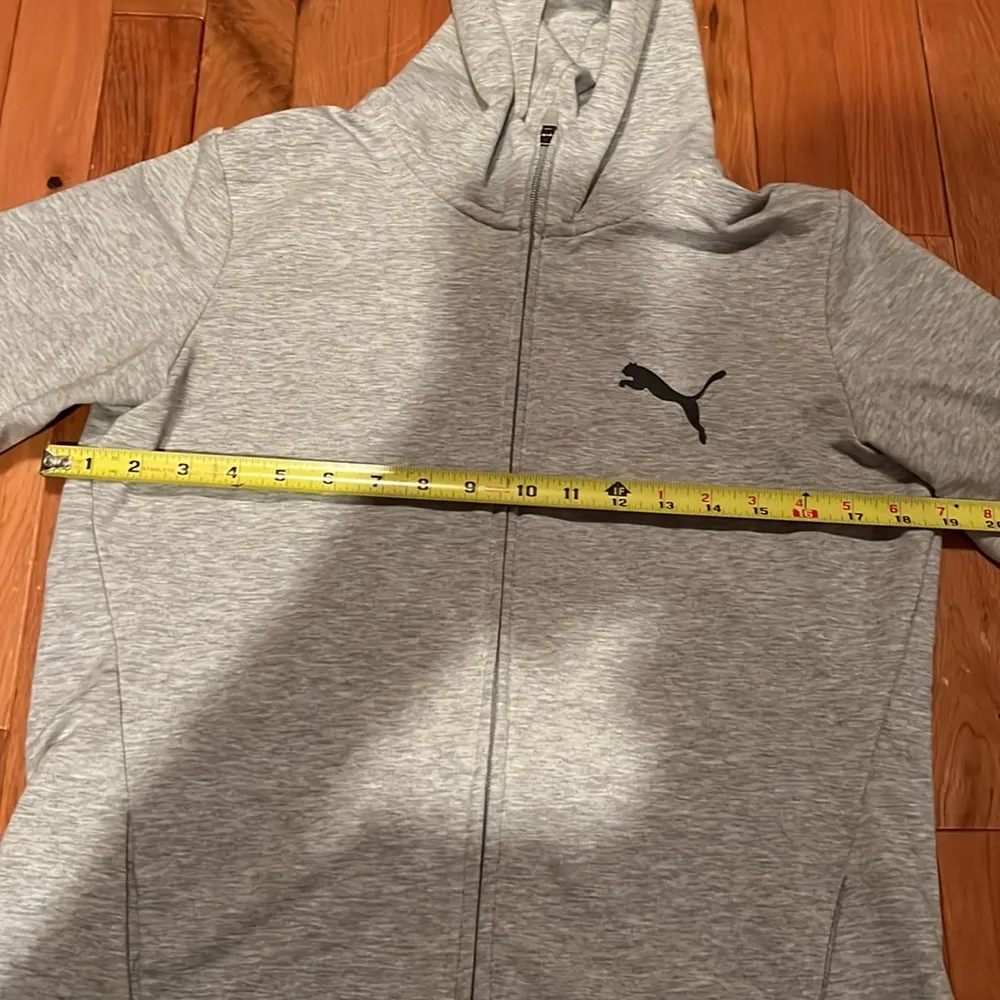 Women’s puma gray hoodie - Image 9