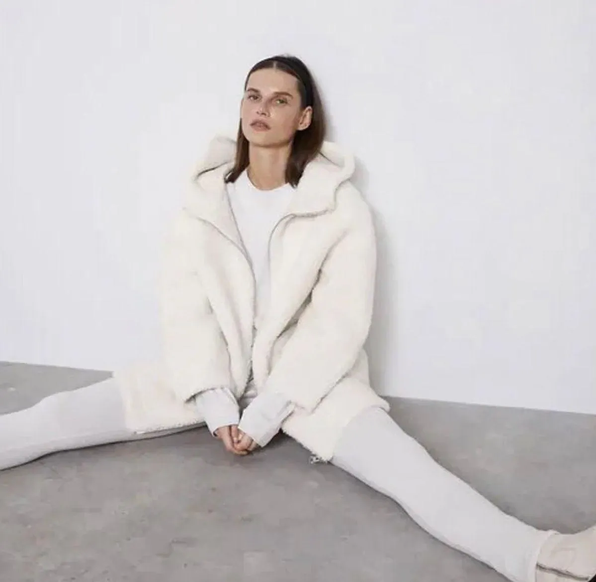 NEW  Ecru White Oversized Fleece Coat Jacket - Image 7