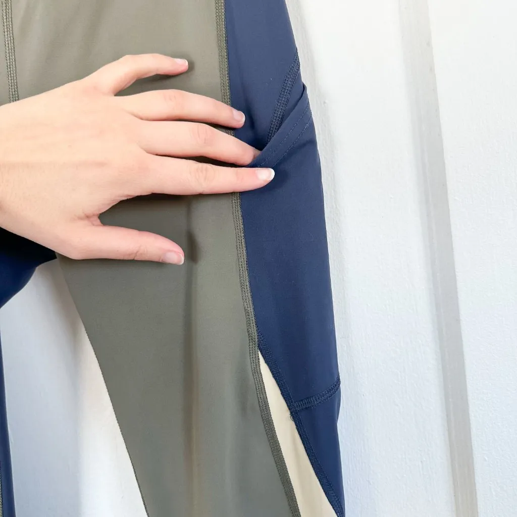 Outdoor Voices | Zoom 7/8 Colorblock Leggings in Tea‎ Tree, Dark Sky & Wheat - Image 5