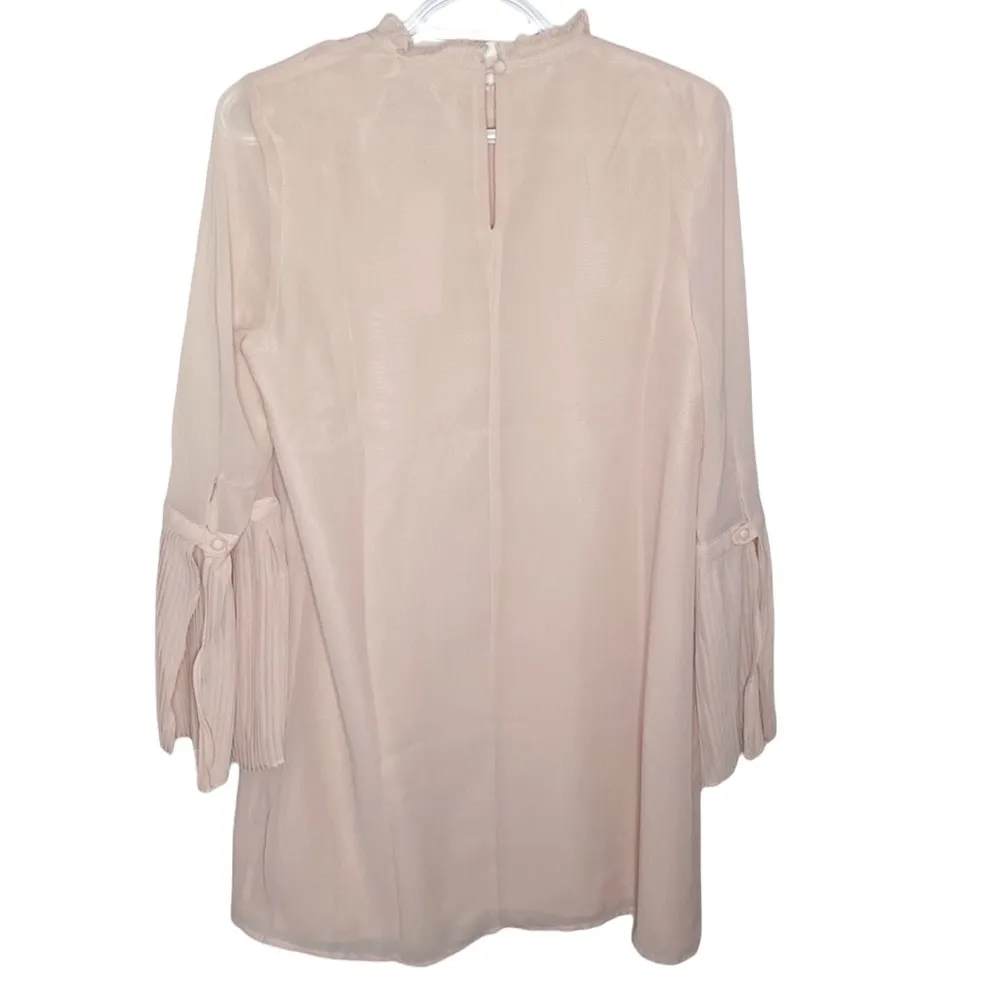 Cupcakes and Cashmere Malina pleated detail chiffon shift dress in tea rose sz S Pink - Image 3