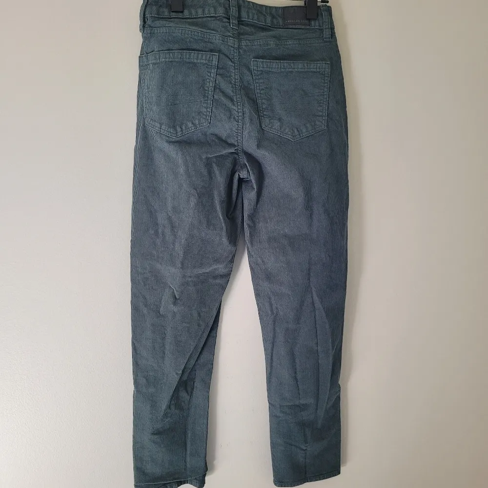American Eagle Green Cordoroy Mom Straight Jeans - Image 5