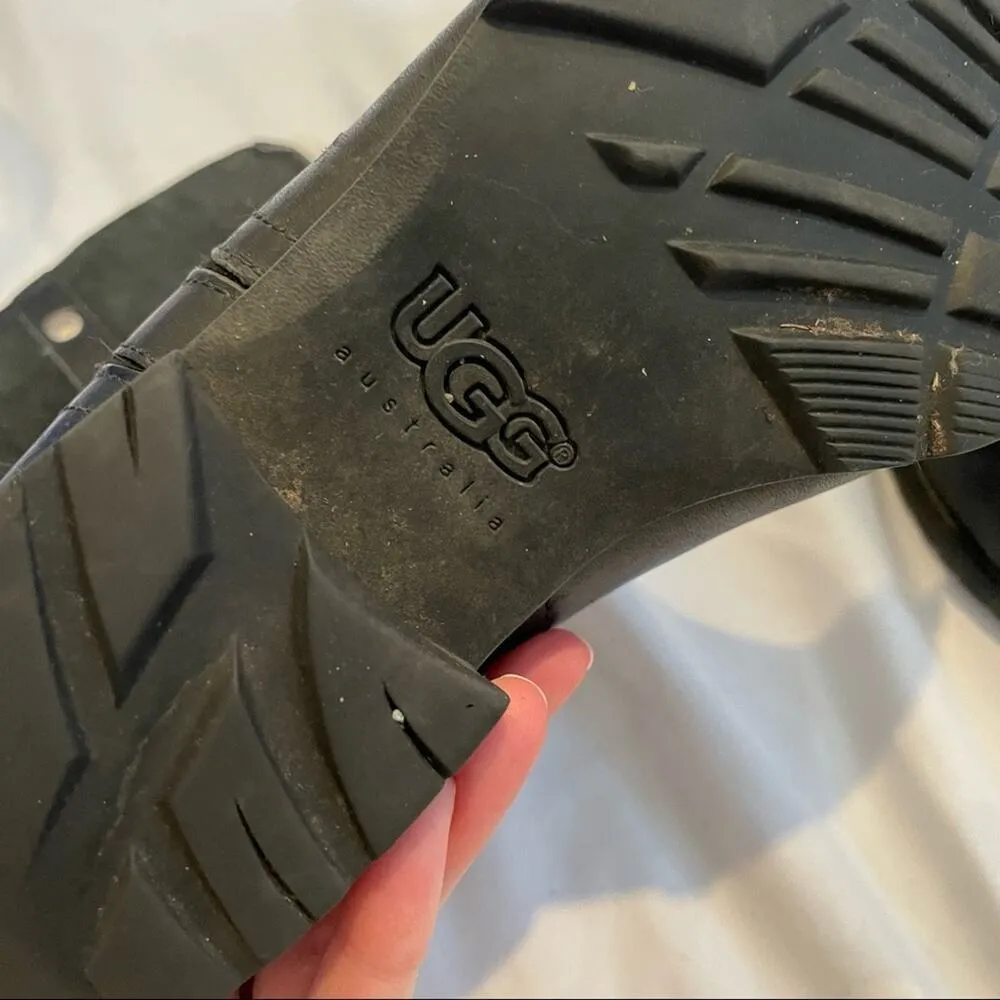 UGG Black Leather & Suede Calf Height Moto Lug Boots Sherpa Lined Womens 6.5 - Image 3