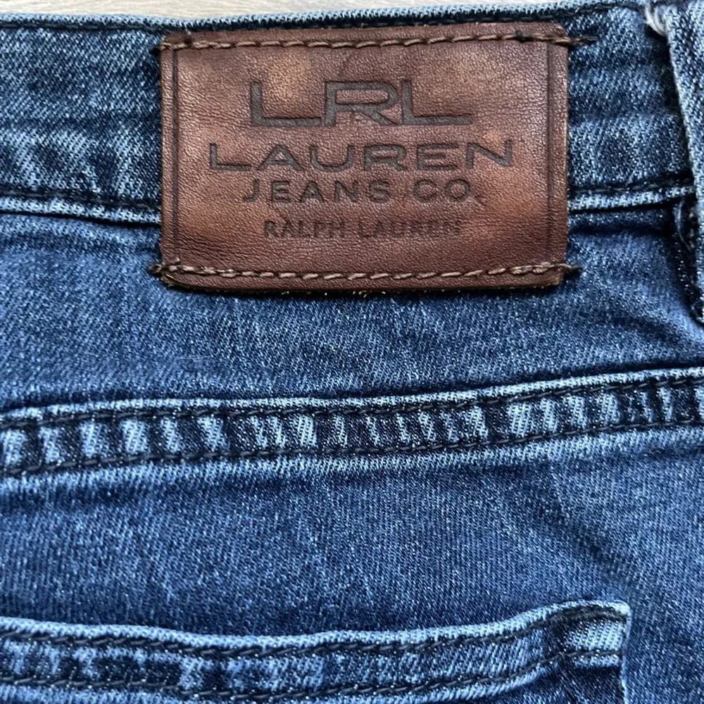 Lauren Ralph Lauren True Blue Denim Modern Flare Jeans Size 12 Casual Classic - Image 4