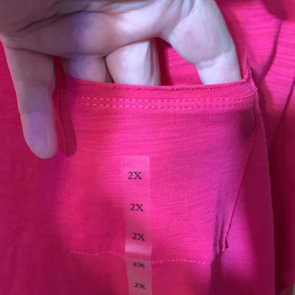 #224 2x Dept. 222 NWT pink vneck tanktop - Image 3