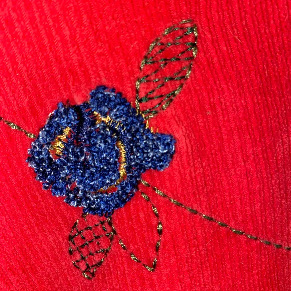 Vintage Koret City Blues Red Sweatshirt embroidered flowers cottagecore sweater Size XL - Image 6