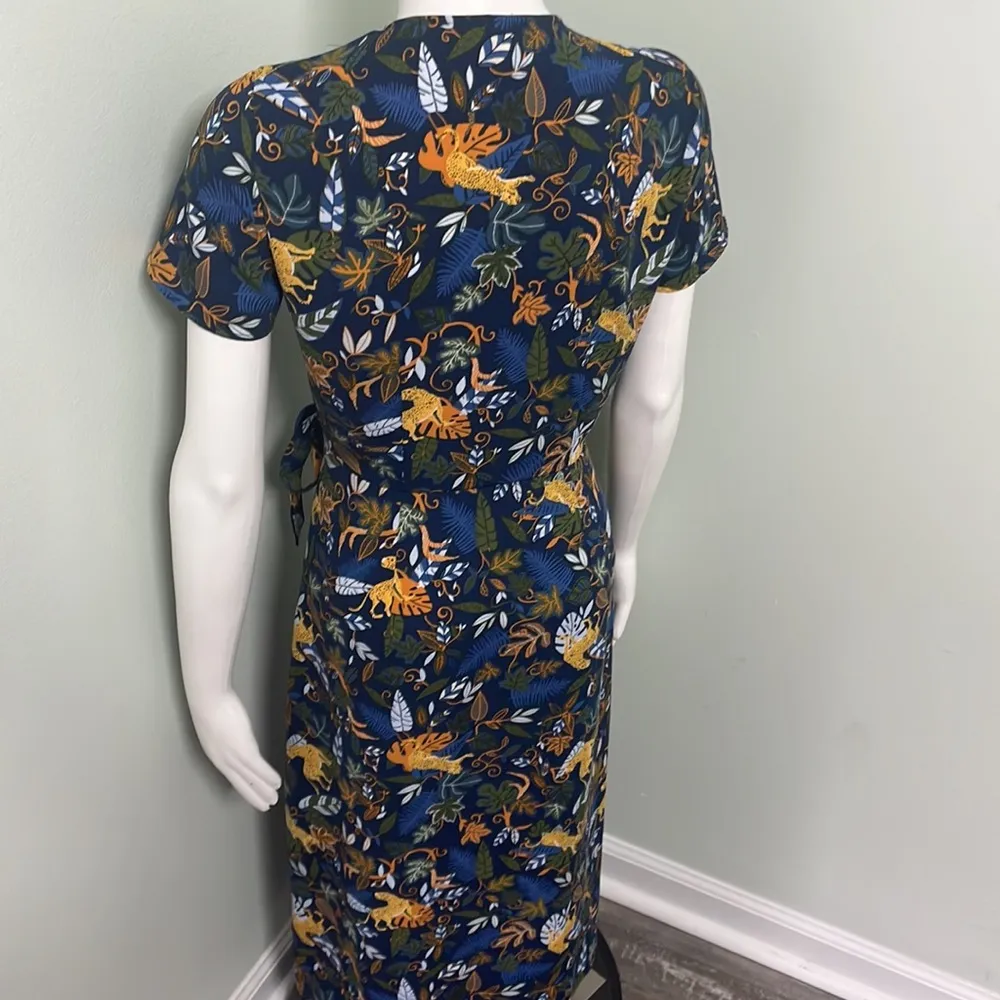 J. Crew Drapey Twill Wrap Midi Dress Jungle Print size 0 - Image 5
