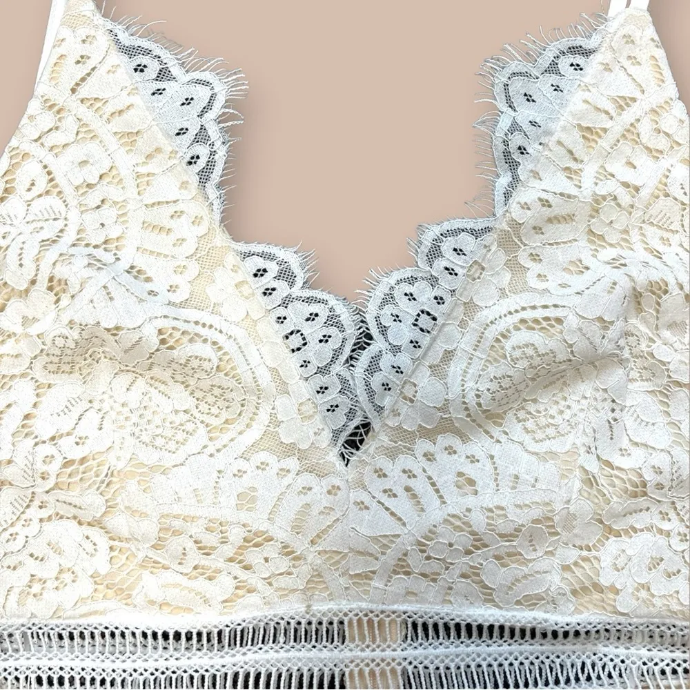 Revolve superdown remi lace mini dress, size small - Image 5