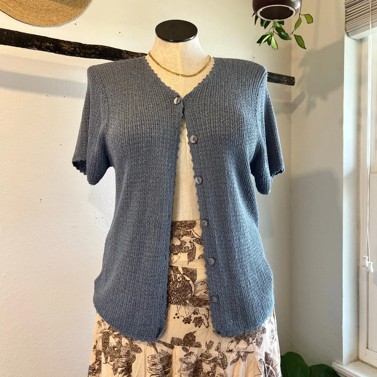 Sag Harbor Vintage Blue Silk Knit Short Sleeve Button Front Blouse Size Large - Image 7