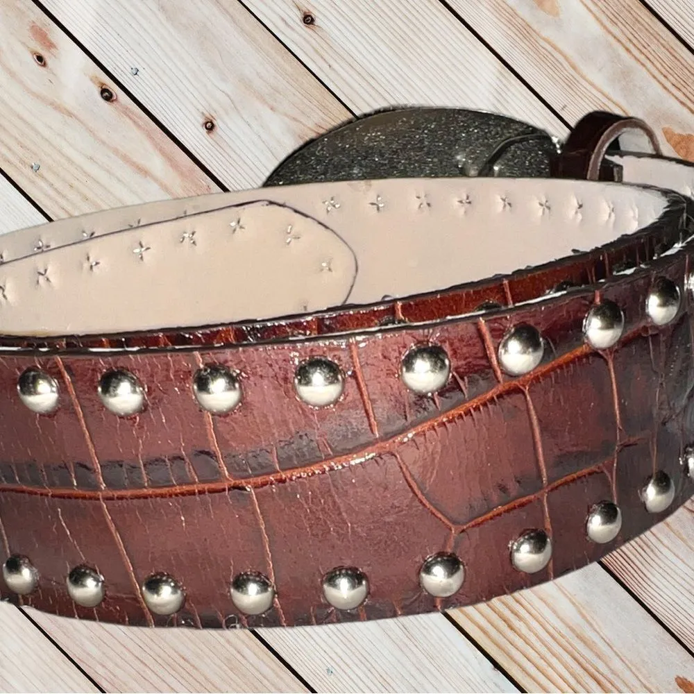 New brown textured belt with cute Celtic design buckle. Brown - Image 3