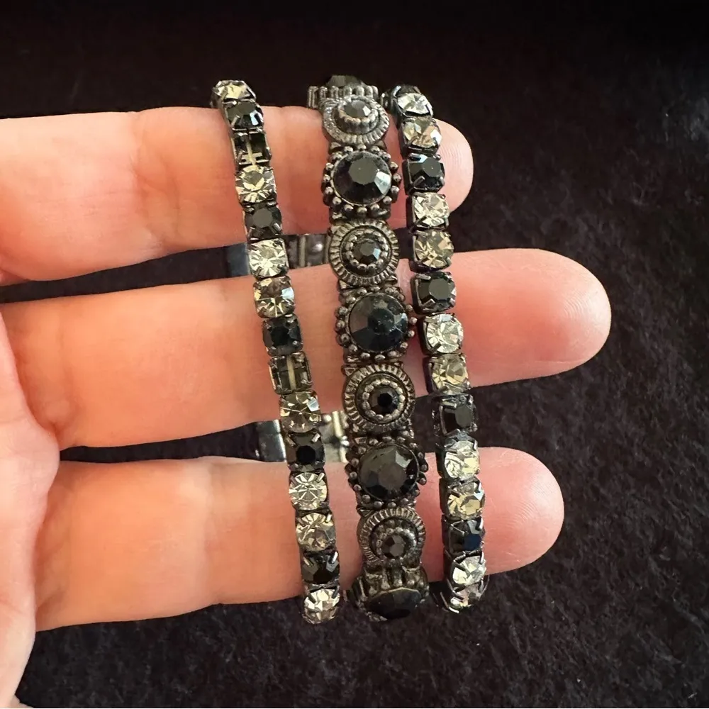 Three Black Stone Retro Intricate Detailing Beaded Stretchy Metal Bracelets - Image 5