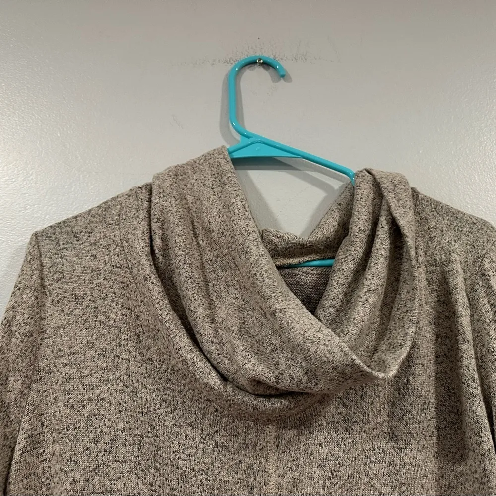 Forgotten Grace Gray Asymmetrical Hem Cowlneck Sweater Medium M - Image 2